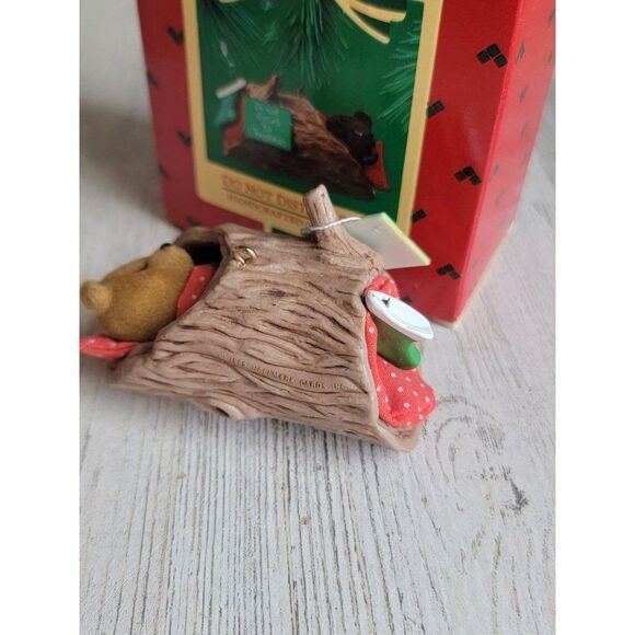 Vintage Hallmark 1985 do not disturb ornament Xmas - Picture 4 of 6